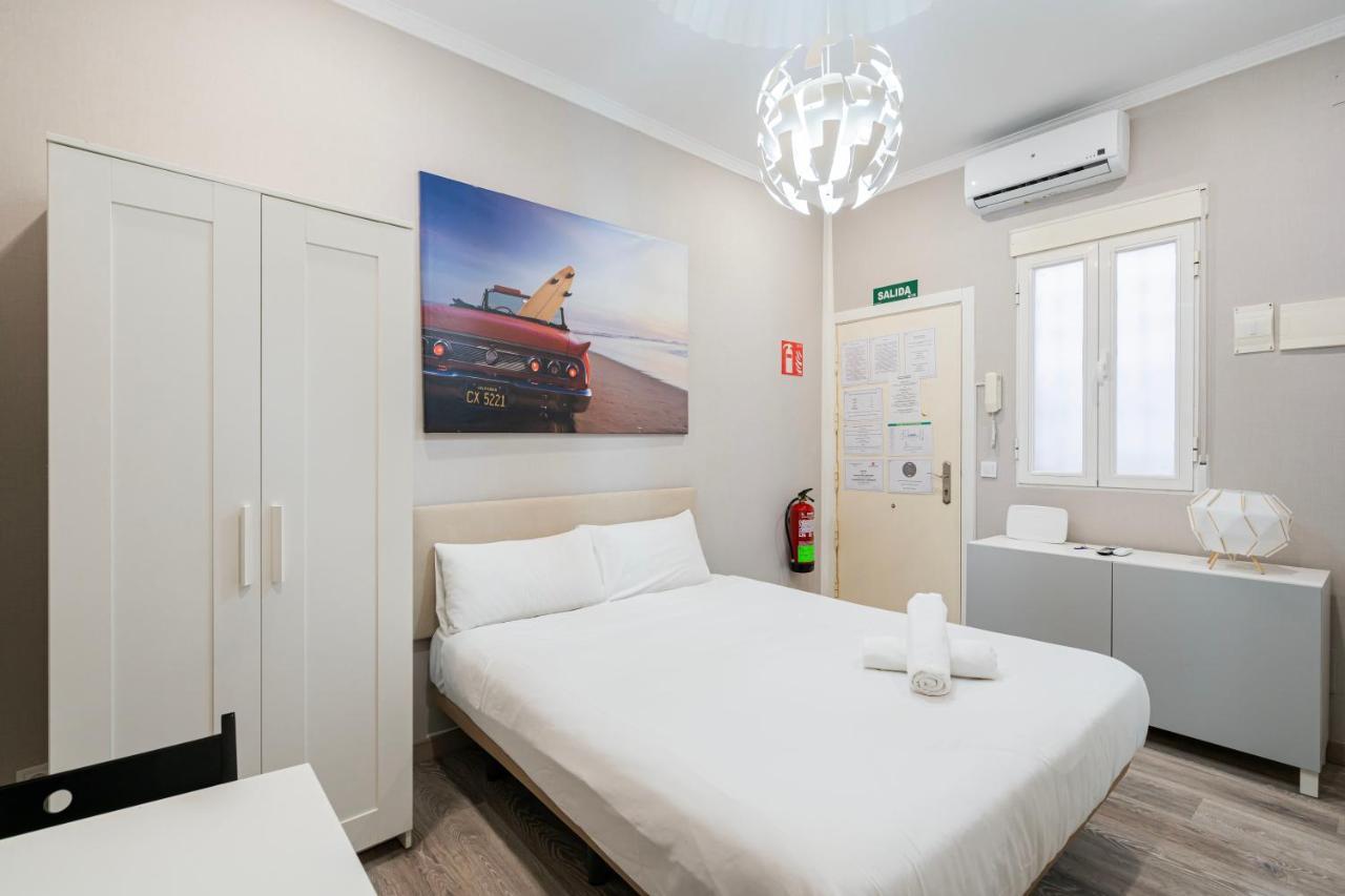 Rodas Apartment Madrid Exterior photo